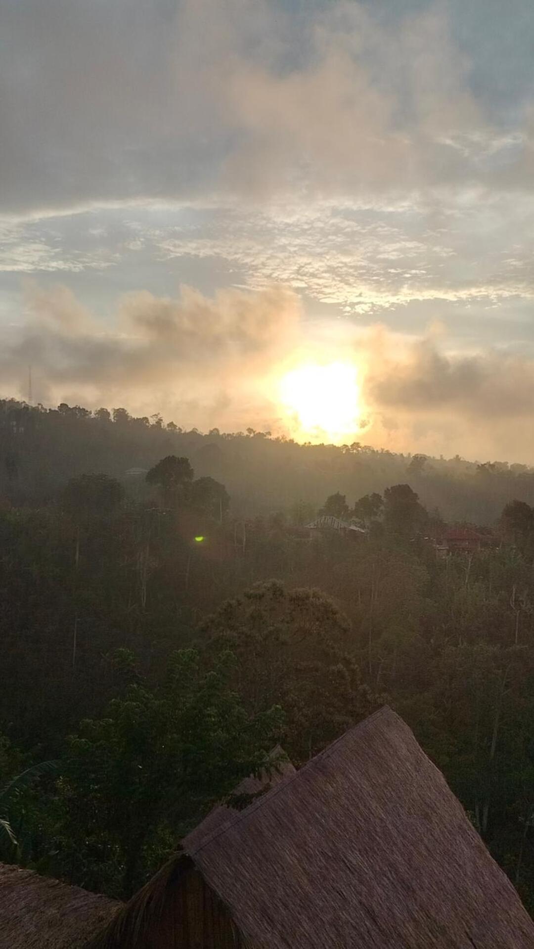 Luxury tent Wanagiri Sunset Glamping Gitgit