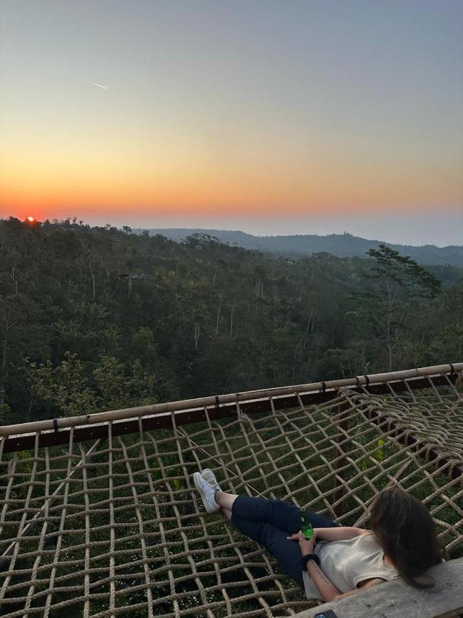 Wanagiri Sunset Glamping Luxury tent Gitgit