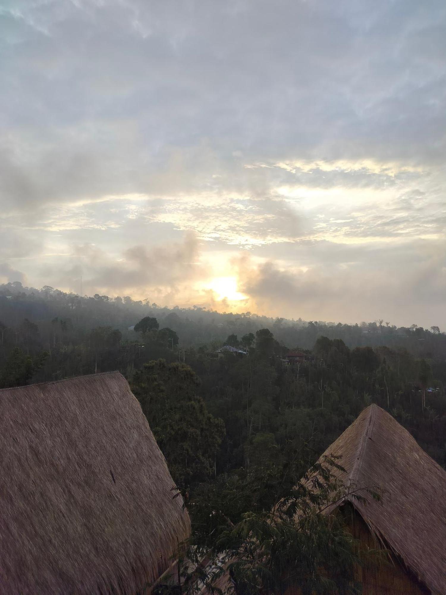 Wanagiri Sunset Glamping Gitgit